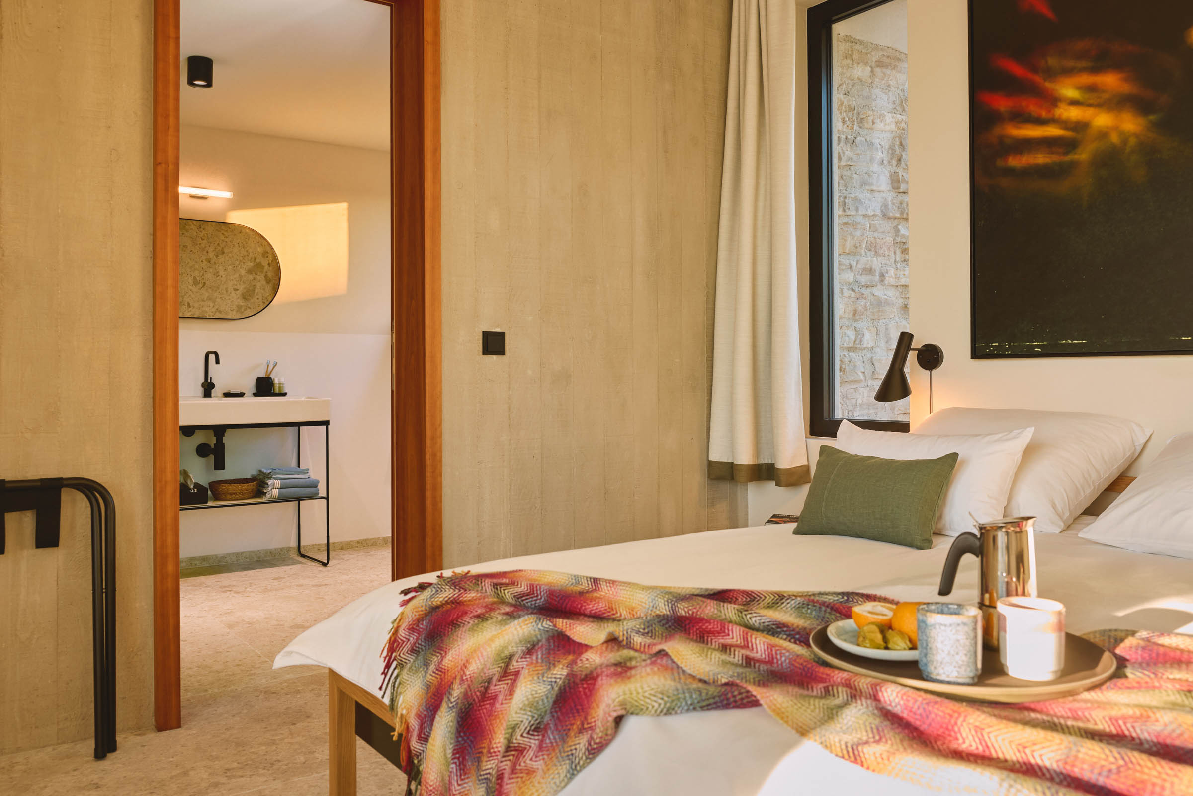 the-house-bedroom-1-4