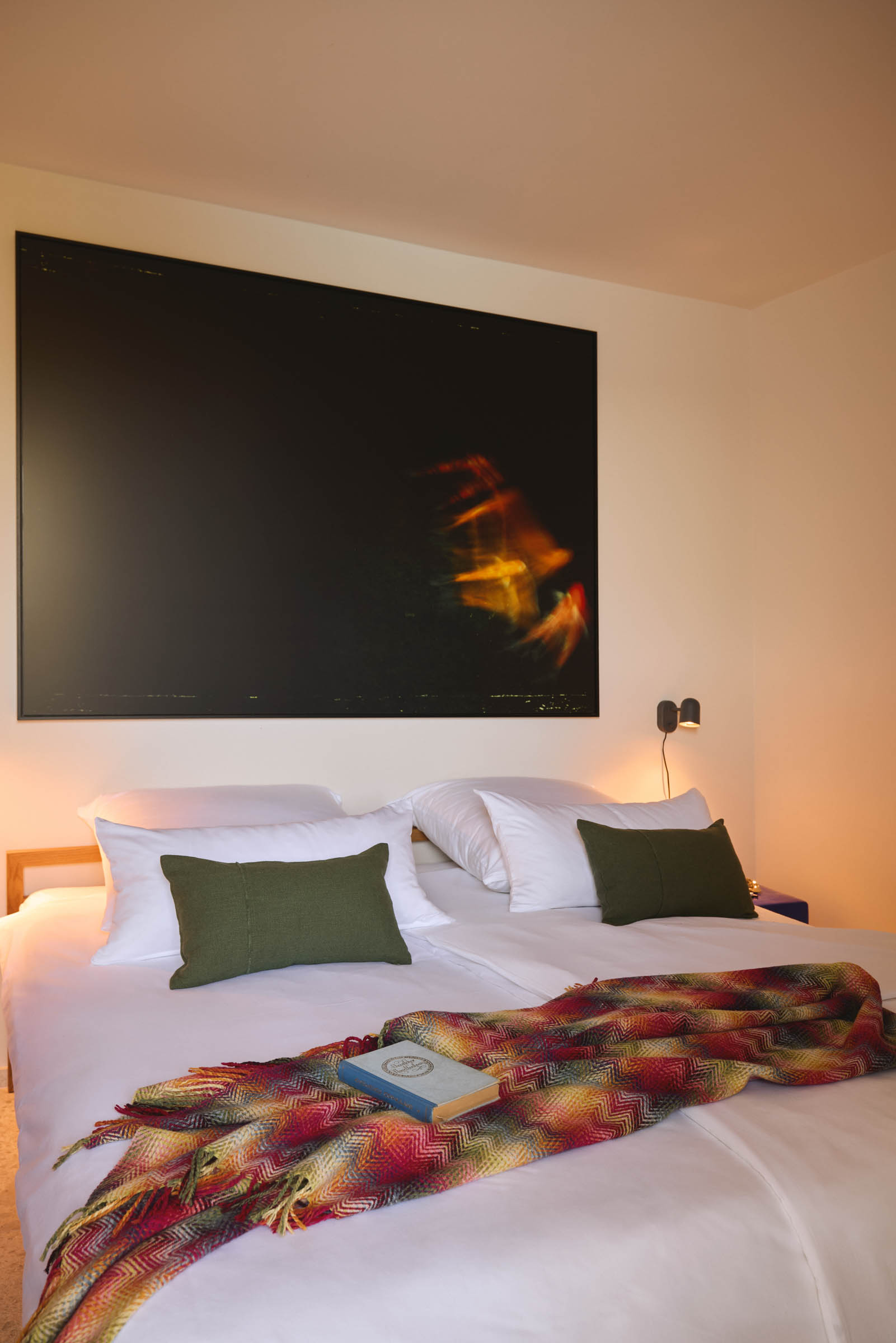 the-house-bedroom-2-3